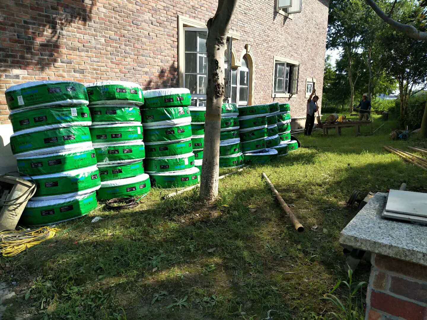 上海崇明島森林花園別墅現(xiàn)場(chǎng).jpg 上海崇明島森林花園別墅現(xiàn)場(chǎng).jpg